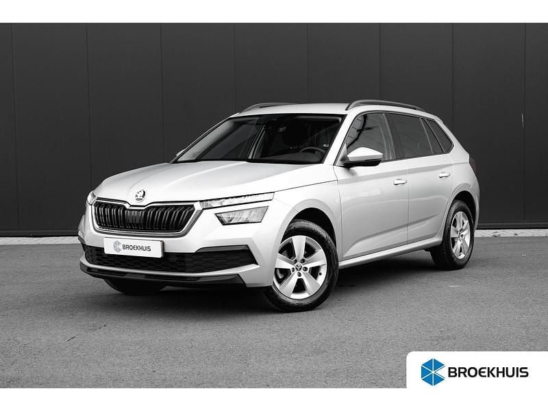 Grijs Gebruikt 2023 Skoda Kamiq Ambition SUV | € 17.900 (Goede deal) - Afbeelding 1/4
