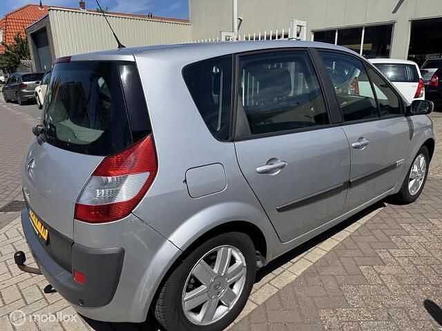 Occasion Renault Scénic II 135 PK (99 kW) 2005 Grijs MPV