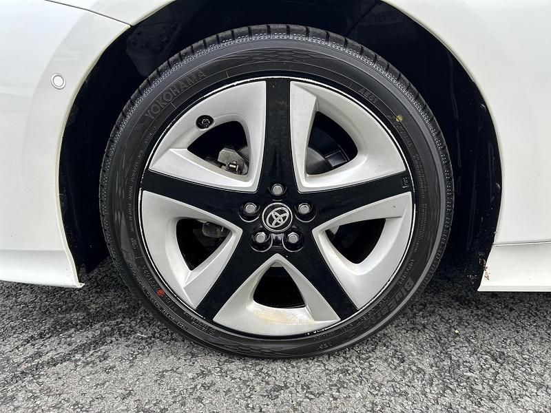 Occasion Toyota Prius Executive 2020 Wit Hatchback