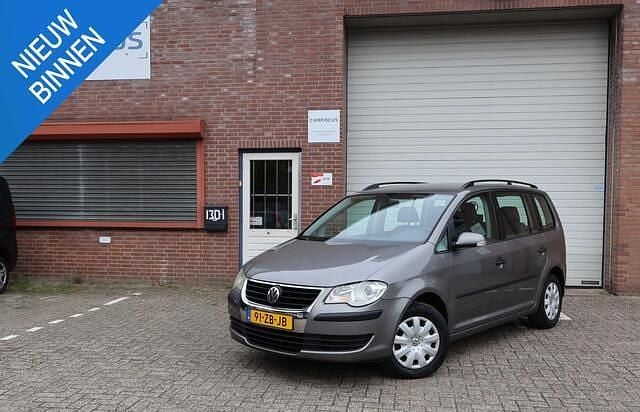 Grijs Gebruikt 2007 VW Touran MPV | € 3.499 (Goede deal) - Afbeelding 1/4