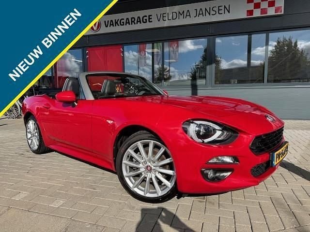 Rood Occasion 2017 Fiat 124 Spider Lusso Cabriolet | € 19.900 (Eerlijke prijs) - Afbeelding 1/4