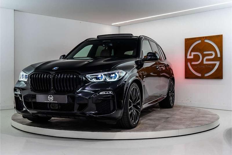 Zwart Gebruikt 2021 BMW X5 Executive SUV | € 62.980 (Duur) - Afbeelding 1/4