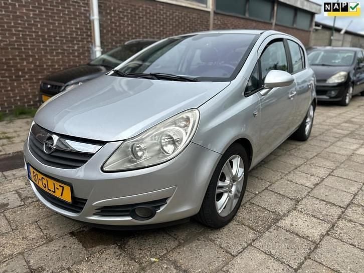 Gebruikt 2008 Opel Corsa Cosmo | € 3.950 (Iets duurder) - Afbeelding 1/1