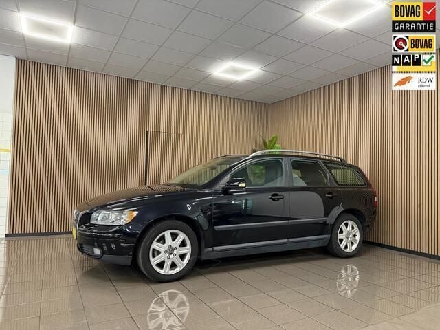 Zwart, metallic lak Gebruikt 2006 Volvo V50 Stationwagen | € 7.950 - Afbeelding 1/4