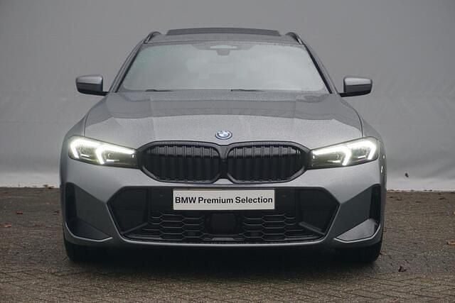Occasion BMW 330 M Sport 291 PK (214 kW) 2025 Grijs Stationwagen