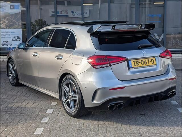 Grijs, metallic lak Gebruikt 2019 Mercedes A220 Premium Plus Hatchback | € 28.950 (Iets duurder) - Afbeelding 1/4