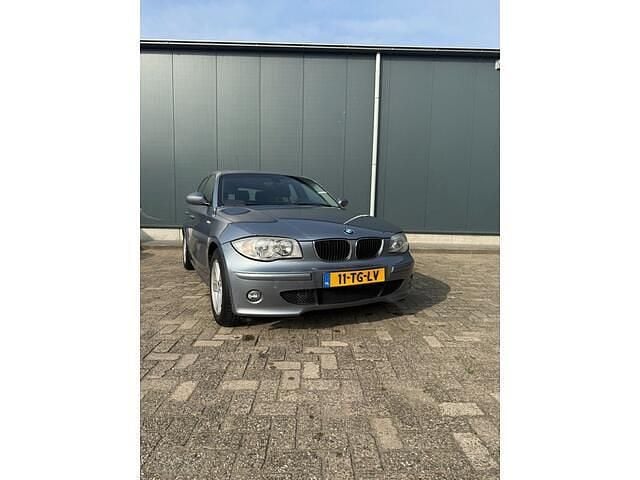 Blauw Gebruikt 2006 BMW 116 Comfort Edition Hatchback | € 1.950 (Super prijs) - Afbeelding 1/4