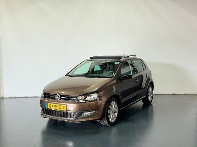 Bruin Occasion 2011 VW Polo Highline Hatchback | € 9.499 (Iets duurder) - Afbeelding 1/4