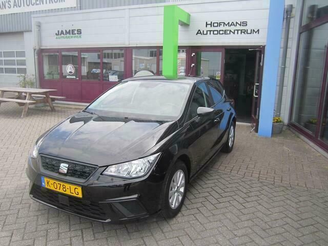 Zwart Gebruikt 2020 Seat Ibiza Business Hatchback | € 16.950 (Eerlijke prijs) - Afbeelding 1/4