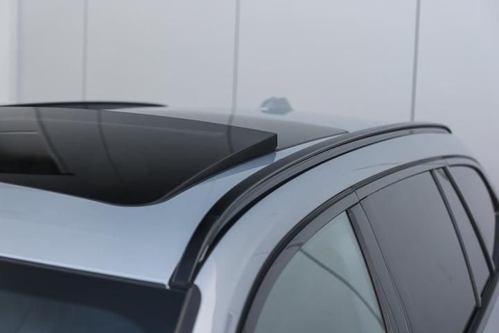 Occasion BMW 330e Executive 292 PK (214 kW) 2025 Grijs Stationwagen