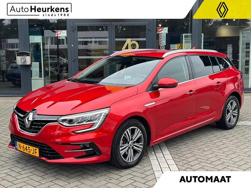 Occasion Renault Mégane GrandTour Intens 2021 Rood Stationwagen