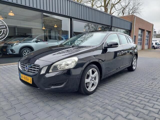 Zwart Gebruikt 2011 Volvo V60 Momentum Stationwagen | € 7.999 (Eerlijke prijs) - Afbeelding 1/4