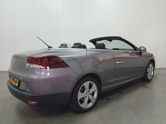 Occasion Renault Mégane Cabriolet Dynamique 131 PK (96 kW) 2012 Grijs Cabriolet