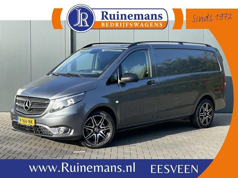 Grijs (metallic) Gebruikt 2018 Mercedes Vito Van | € 21.950 (Super prijs) - Afbeelding 1/4