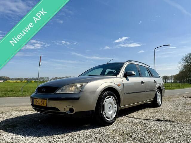Grijs Gebruikt 2003 Ford Mondeo Stationwagen | € 995 (Iets duurder) - Afbeelding 1/4
