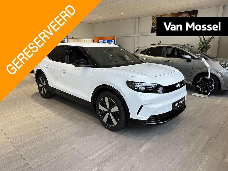 Wit Nieuw 2025 Ford Capri Extended Range SUV | € 44.800 (Goede deal) - Afbeelding 1/4