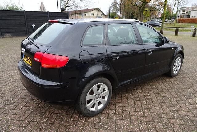 Occasion Audi A3 Attraction 105 PK (77 kW) 2007 Zwart Hatchback