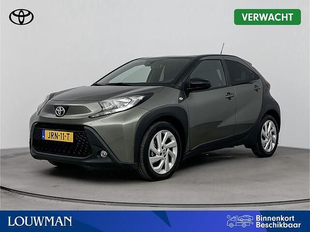 Groen Occasion 2022 Toyota Aygo X Pulse SUV | € 17.300 (Goede deal) - Afbeelding 1/4