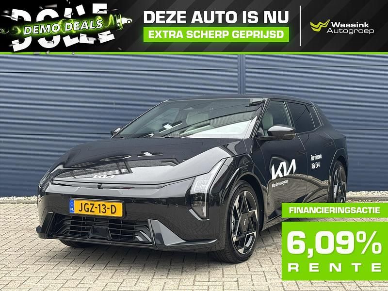 Zwart Occasion 2025 Kia EV4 GT Hatchback | € 49.545 (Eerlijke prijs) - Afbeelding 1/3