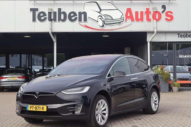 Zwart Gebruikt 2017 Tesla Model X SUV | € 26.595 (Eerlijke prijs) - Afbeelding 1/4