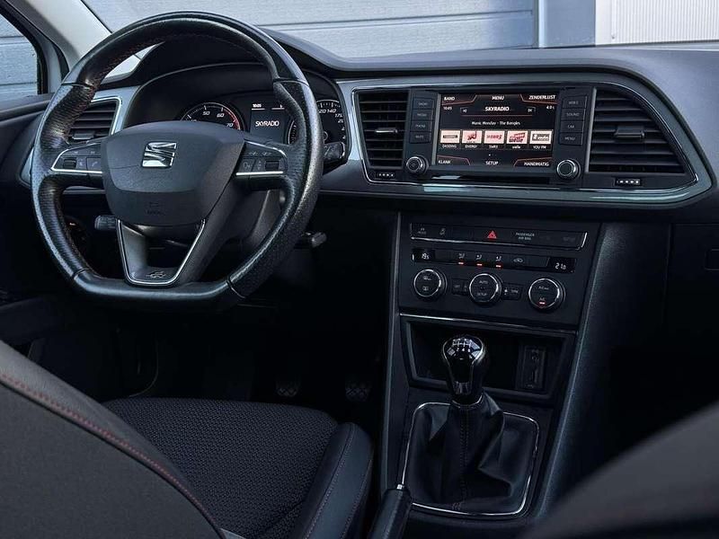 Occasion Seat Leon FR 125 PK (91 kW) 2016 Wit Hatchback