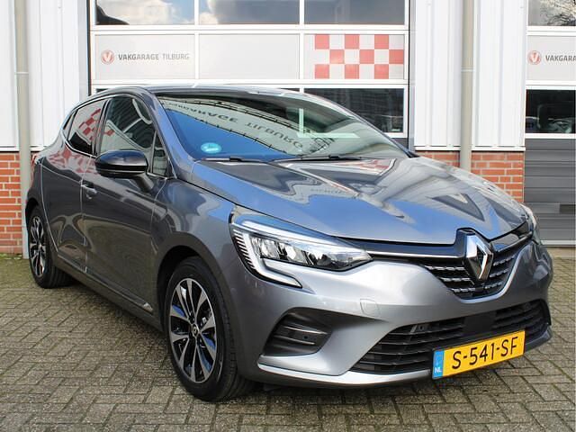 Occasion Renault Clio V Techno 143 PK (105 kW) 2023 Grijs Hatchback