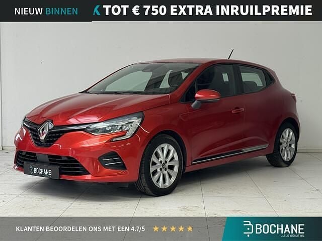 Rouge flamme (nnp) Gebruikt 2019 Renault Clio IV Zen Hatchback | € 10.745 (Eerlijke prijs) - Afbeelding 1/4