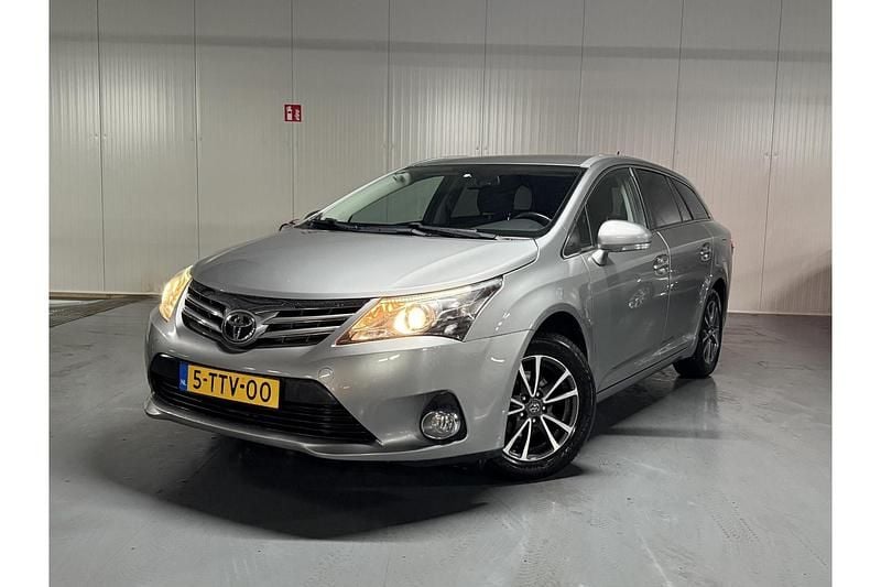 Occasion Toyota Avensis Business Edition 147 PK (108 kW) 2014 Grijs Stationwagen