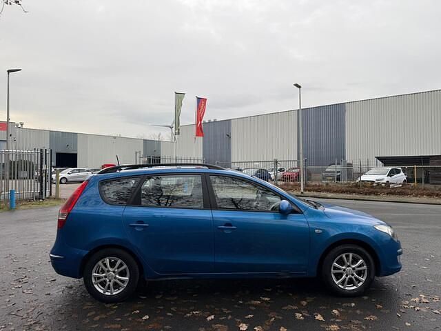 Occasion Hyundai i30 Dynamiq 127 PK (93 kW) 2009 Blauw Stationwagen