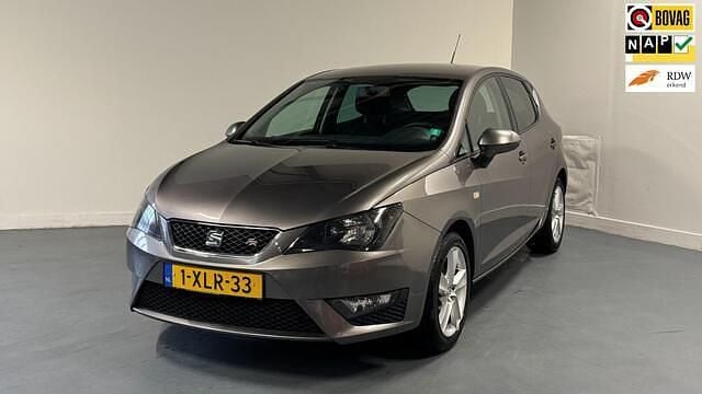 Grijs (metallic) Occasion 2014 Seat Ibiza FR Hatchback | € 8.250 (Iets duurder) - Afbeelding 1/4