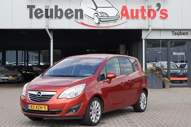 Rood Occasion 2012 Opel Meriva Business Edition MPV | € 3.695 (Eerlijke prijs) - Afbeelding 1/4