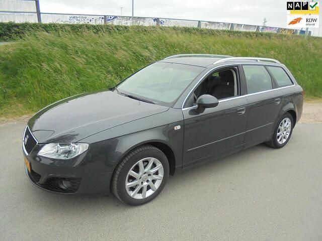 Grijs Gebruikt 2010 Seat Exeo Style Stationwagen | € 3.450 - Afbeelding 1/4