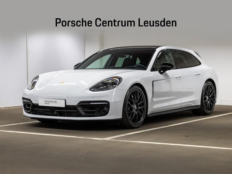 Wit Occasion 2023 Porsche Panamera Sport Turismo Stationwagen | € 109.900 - Afbeelding 1/4