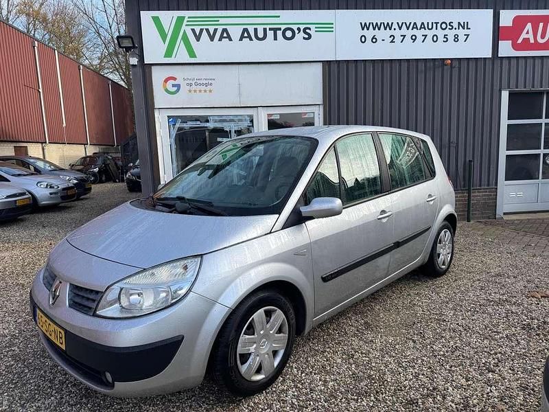 Grijs Gebruikt 2006 Renault Scénic II MPV | € 3.245 (Eerlijke prijs) - Afbeelding 1/4