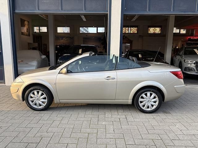 Occasion Renault Mégane Cabriolet 112 PK (82 kW) 2006 Beige Cabriolet