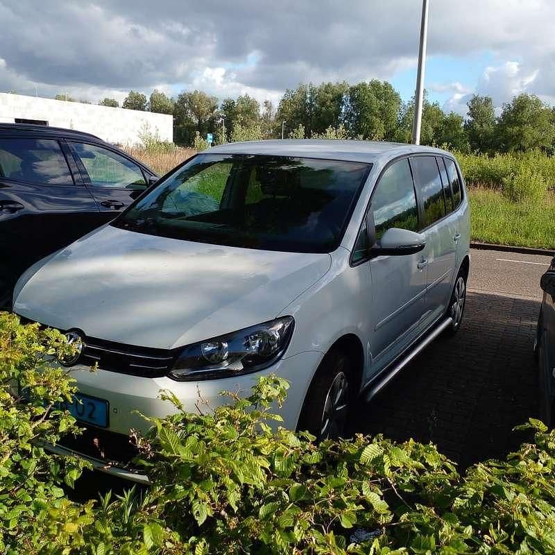 Gebruikt 2014 VW Touran Cup MPV | € 5.500 (Eerlijke prijs) - Afbeelding 1/4