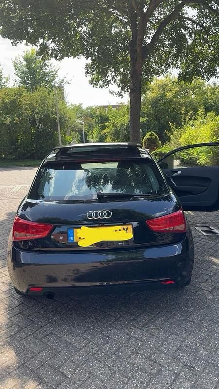 Zwart Gebruikt 2012 Audi A1 Hatchback | € 8.300 (Iets duurder) - Afbeelding 1/4