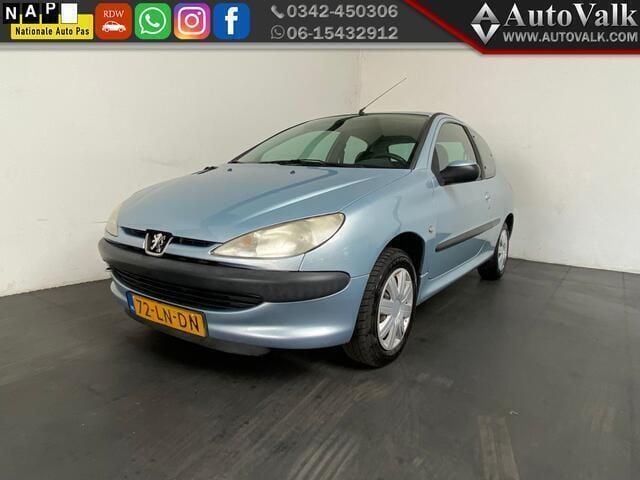 Grijs Gebruikt 2003 Peugeot 206 Hatchback | € 999 (Eerlijke prijs) - Afbeelding 1/4