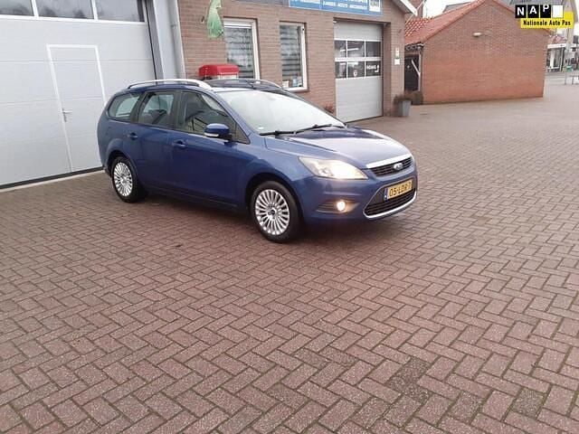 Blauw (metallic) Gebruikt 2010 Ford Focus Limited Stationwagen | € 1.650 (Goede deal) - Afbeelding 1/4