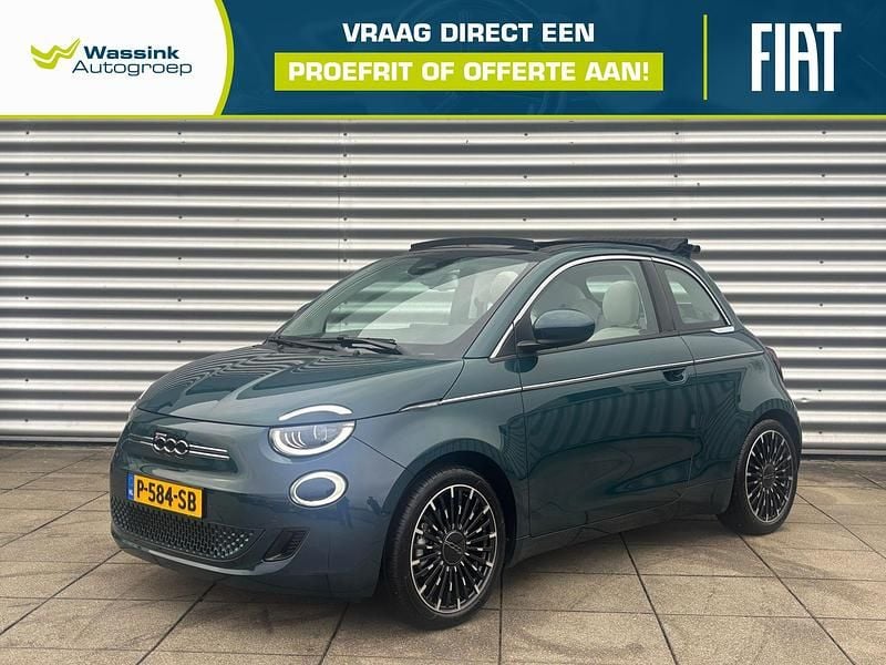 Groen Gebruikt 2022 Fiat 500C La Prima Cabriolet | € 23.920 (Eerlijke prijs) - Afbeelding 1/4