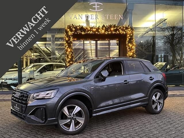 Grijs Occasion 2021 Audi Q2 S-Line SUV | € 27.950 (Eerlijke prijs) - Afbeelding 1/4