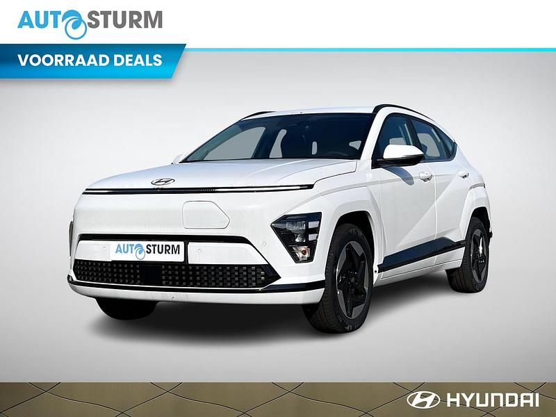 Wit Nieuw 2024 Hyundai Kona Comfort SUV | € 37.699 (Eerlijke prijs) - Afbeelding 1/4