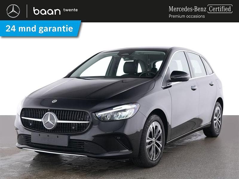 Zwart Gebruikt 2024 Mercedes B250e Progressive MPV | € 39.900 - Afbeelding 1/4