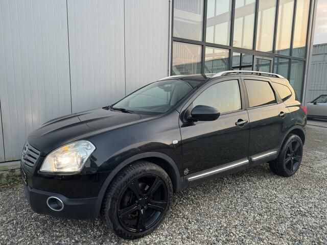 Zwart Gebruikt 2009 Nissan Qashqai Tekna SUV | € 8.950 (Duur) - Afbeelding 1/4