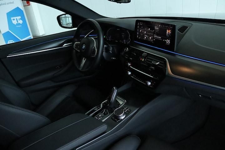 Occasion BMW 530e M Sport 292 PK (214 kW) 2023 Zwart Stationwagen