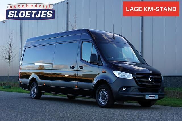 Zwart Occasion 2020 Mercedes Sprinter Van | € 31.950 (Goede deal) - Afbeelding 1/4