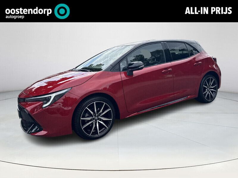 Rood Gebruikt 2023 Toyota Corolla Hybrid Sport Hatchback | € 31.949 (Iets duurder) - Afbeelding 1/4
