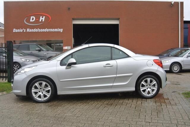 Grijs Gebruikt 2009 Peugeot 207 CC Cabriolet | € 1.899 - Afbeelding 1/4