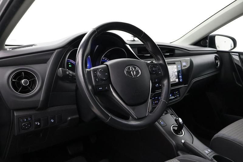 Occasion Toyota Auris Hybrid Plus 136 PK (100 kW) 2018 Grijs Hatchback