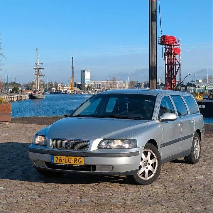 Gebruikt 2003 Volvo V70 Stationwagen | € 1.350 - Afbeelding 1/4
